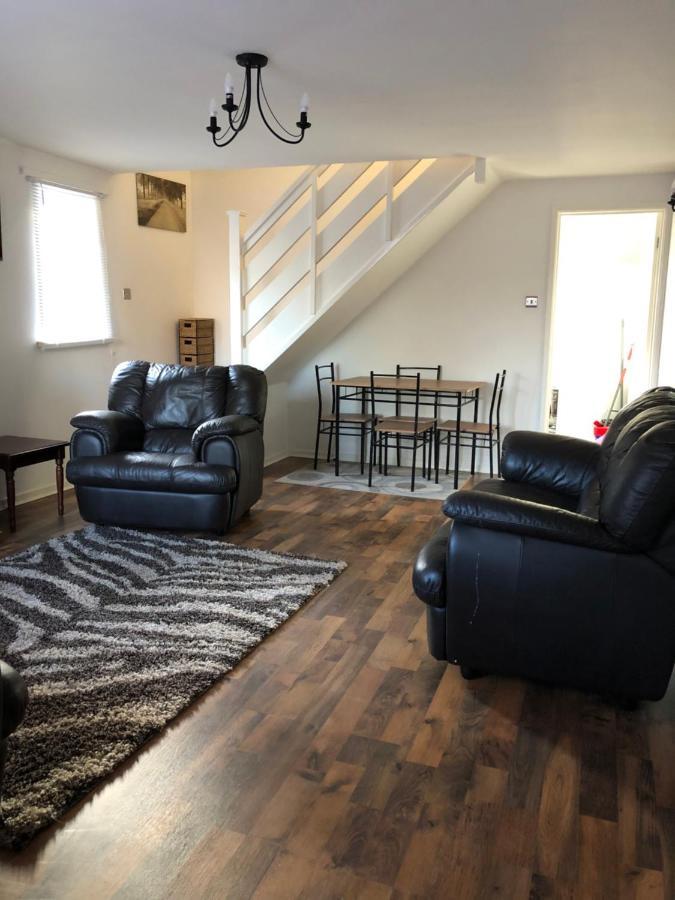 Spacious 2 Bedroom House Shotton  Exterior photo